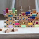 Vorschaubild Farbtreppe mit Lichtbauquadern 32 Stück im Holzrahmen