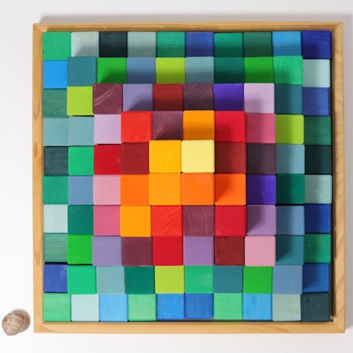 100 Holzbausteine Stufenpyramide groß, bunt (44,5 x 44,5 cm)