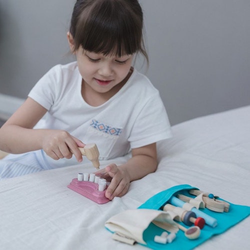 Kinder Zahnarzt Set aus Holz mit Tasche ab 3 Jahre