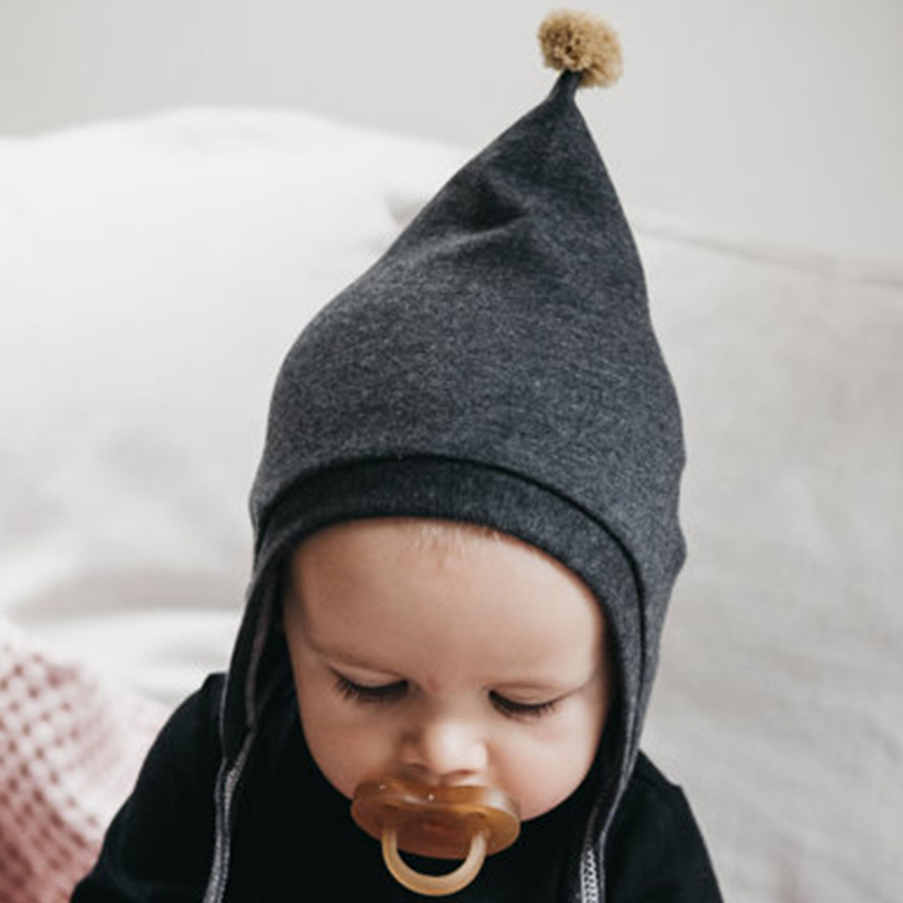 Softe Übergangsmütze Bommer