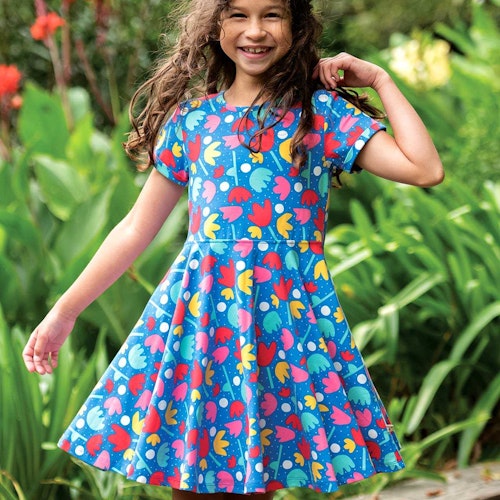 Flatter Sommerkleid Regenbogen