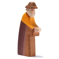 Josef wandernd - Krippenfigur aus Holz, 16 cm