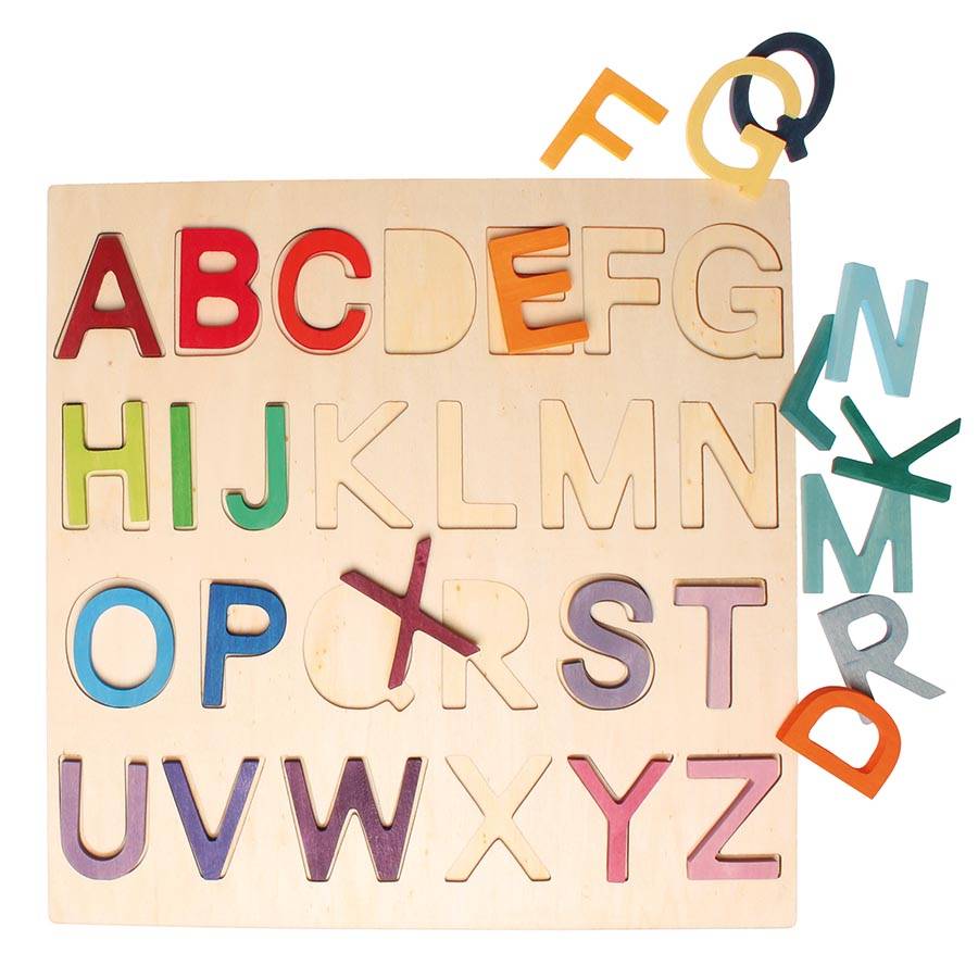 Holzbuchstaben Spiel, im Rahmen (44x44 cm)