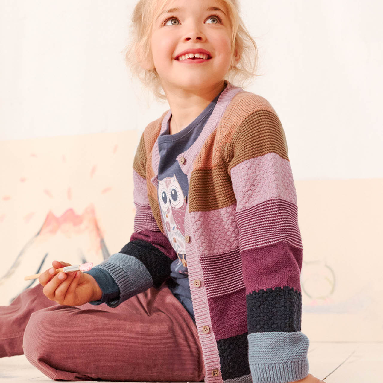 Hochwertige Strickjacke Blockdesign