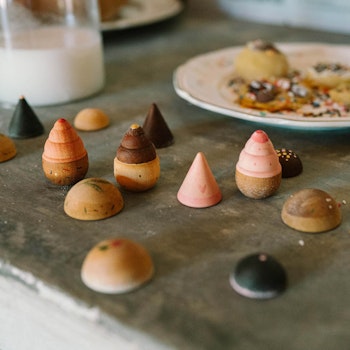 12 Holzfiguren Bakes