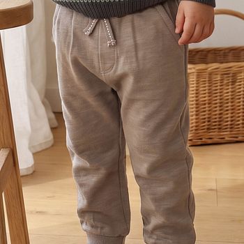 Bequeme Sweathose braun