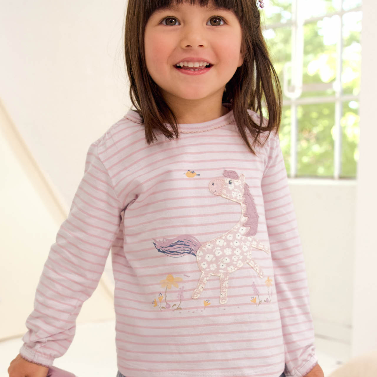 Süßes Langarmshirt Frühlingsprint