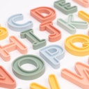 Vorschaubild Sensorikspielzeug 26 Buchstaben Klein pastell