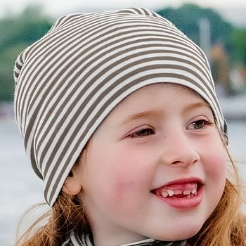 Mitwachsende Beanie Mütze Wolle Seide braun gestreift