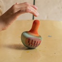 Vorschaubild Riesenkreisel Holz ab 10 Monate Mellow orange bird Durchmesser 7,2 cm