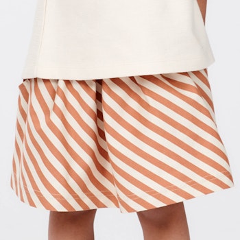 Eleganter Twill Rock Streifen zimt-braun