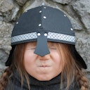 Vorschaubild Ritterhelm Alamann schwarz mit Nieten