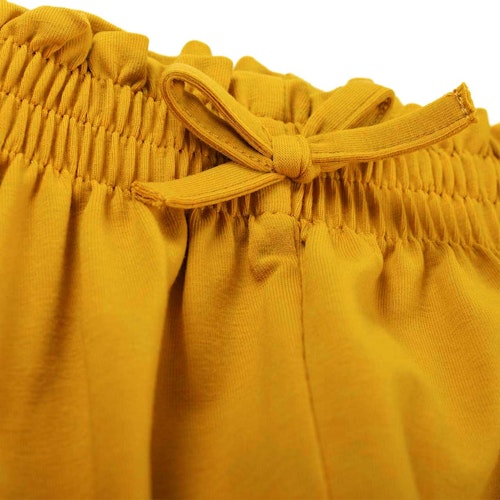 Edle Krabbelhose Schleife