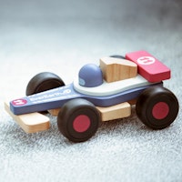 Rennauto aus Holz ab 18 Monaten