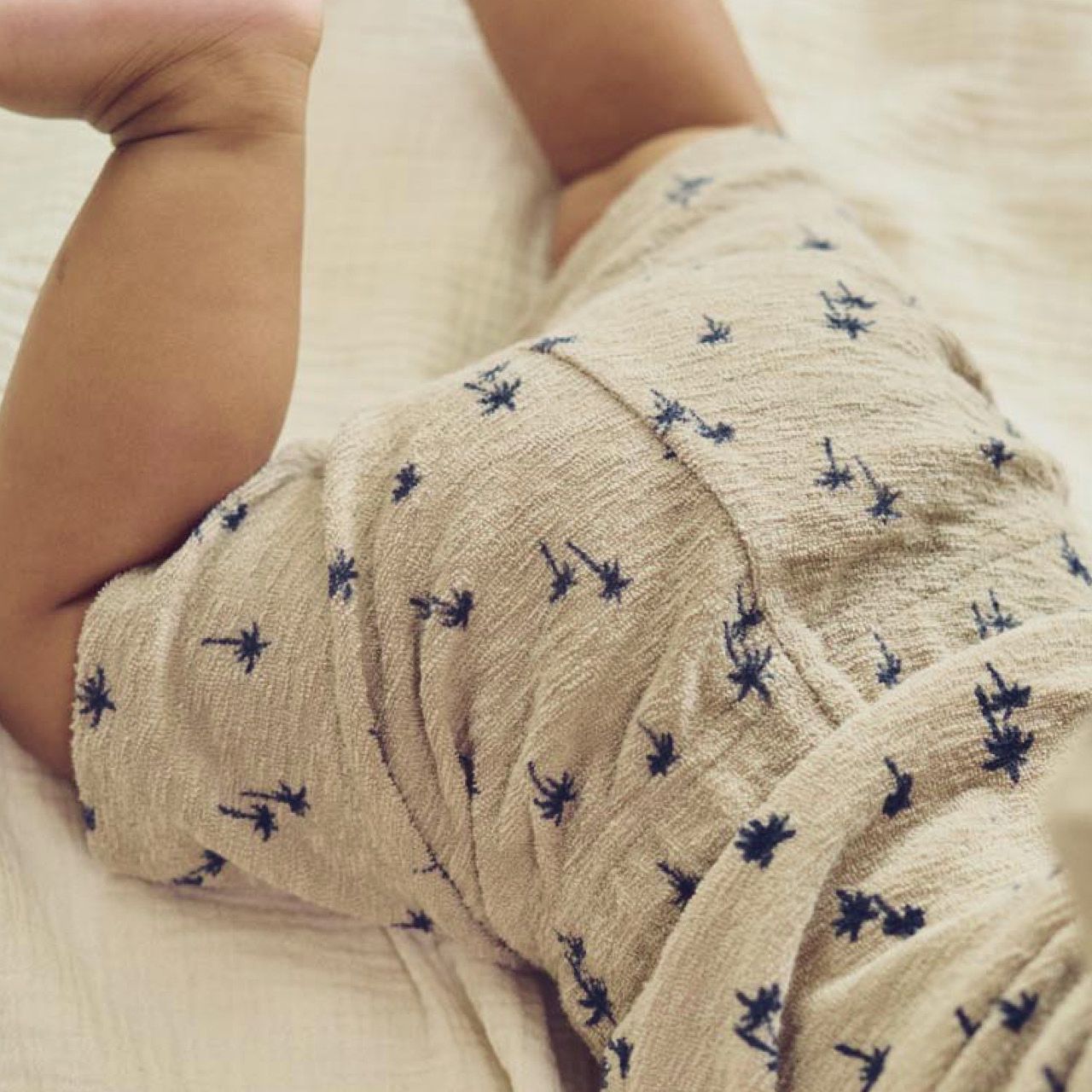 Weiche Palmen Shorts