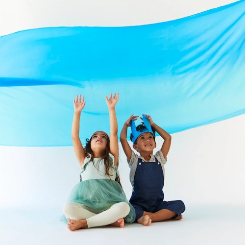 Riesiges Spieltuch Seide Glockenblumen-blau 137 x 274