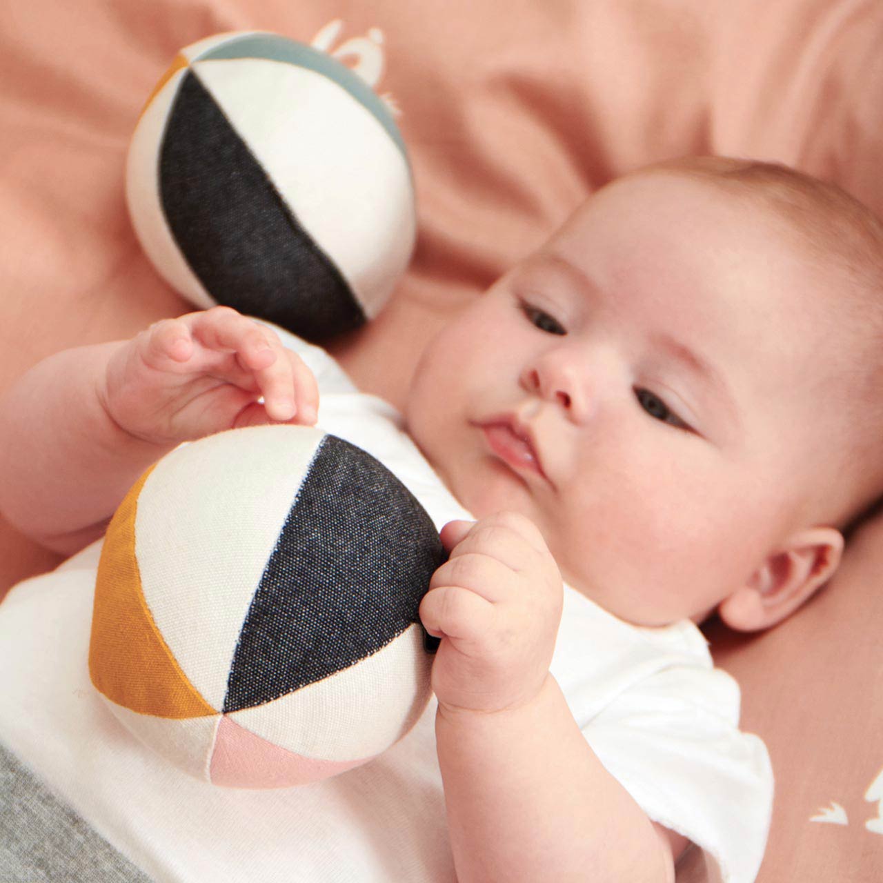 Rasselball - rosa gelb