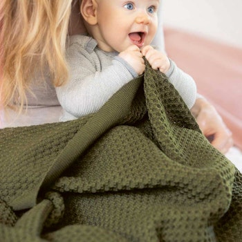 Kuschelige Waben Strickdecke Wolle 80x100 cm oliv-grün