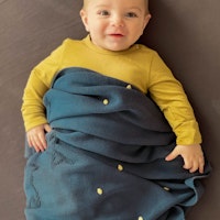 Babydecke Baumwollstrick Mond und Sterne 80 x 100 cm