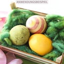 Vorschaubild Ostergras Flocke, pflanzengefärbt Tannengrün, 40 g