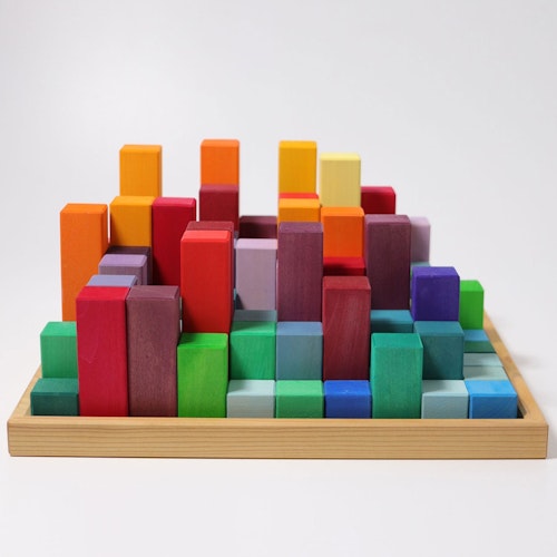 100 Holzbausteine Stufenpyramide groß, bunt (44,5 x 44,5 cm)