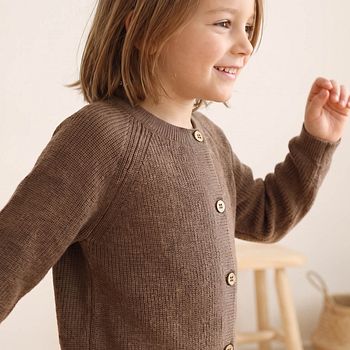 Merino Strickjacke kastanie meliert 122/128