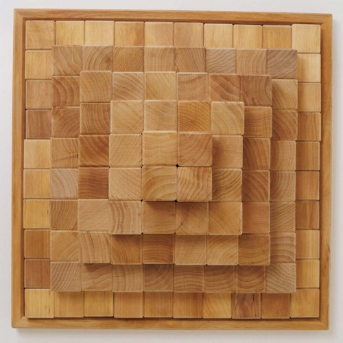 100 Holzbausteine Stufenpyramide groß, natur (44,5 x 44,5 cm)