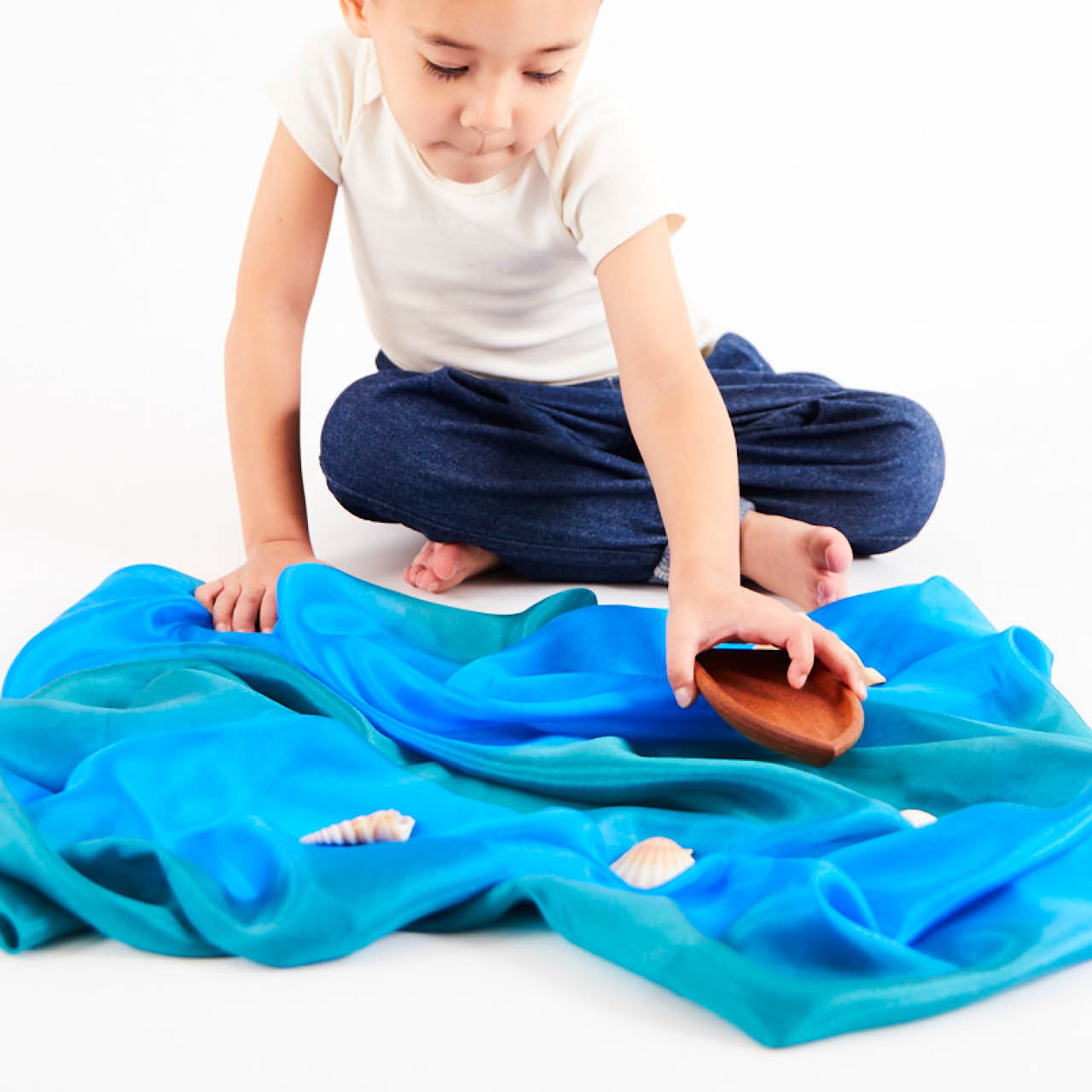 Spieltuch Seide Ozean-blau mittel 89 x 89 cm