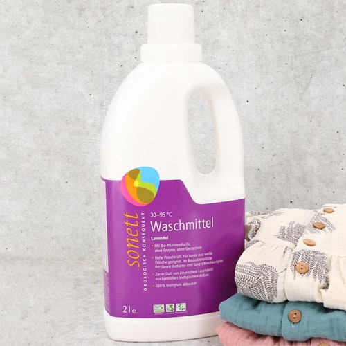 Waschmittel in Recycling-Plastikflasche – 2 l