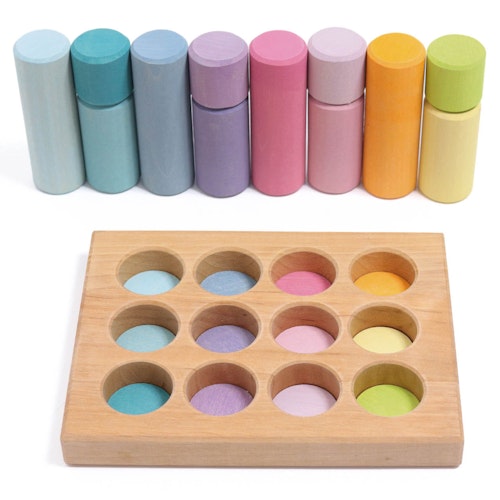 Steckspiel Kleine Walzen Pastell, 12 Teile inkl Sortierbrett