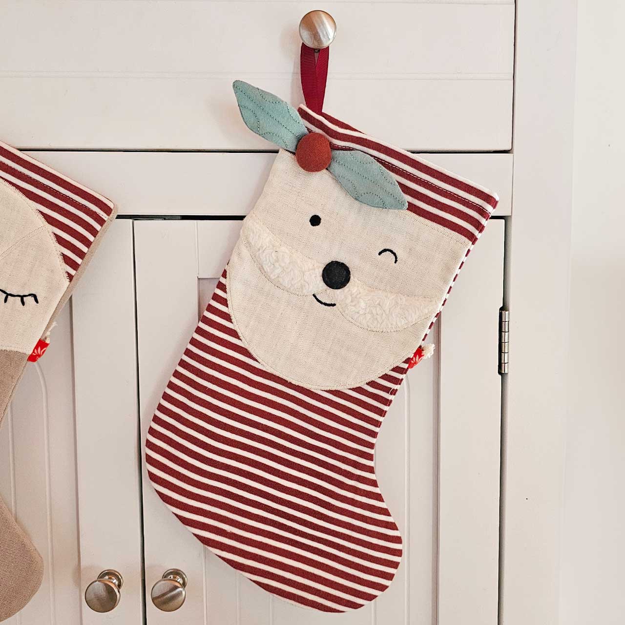 Nikolaus Stiefel zum Befüllen rot