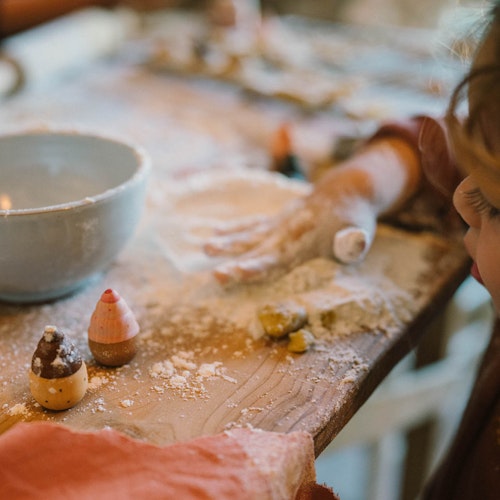 12 Holzfiguren Bakes