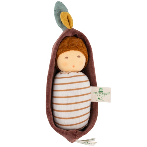 Zweitilige Babyrassel Eichenbaby im Rindenbett