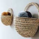 Vorschaubild Mittlerer Hängekorb aus Palmblättern 28x24x14 cm