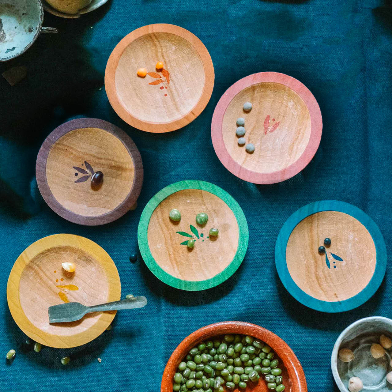 Dishes: 6 Holzteller 6 cm Durchmesser