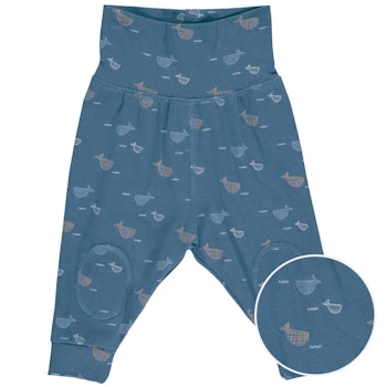 Leichte Krabbelhose Kniepatches Wale indigo