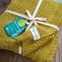 Vorschaubild Edle Babydecke gestrickt senf Biobaumwolle
