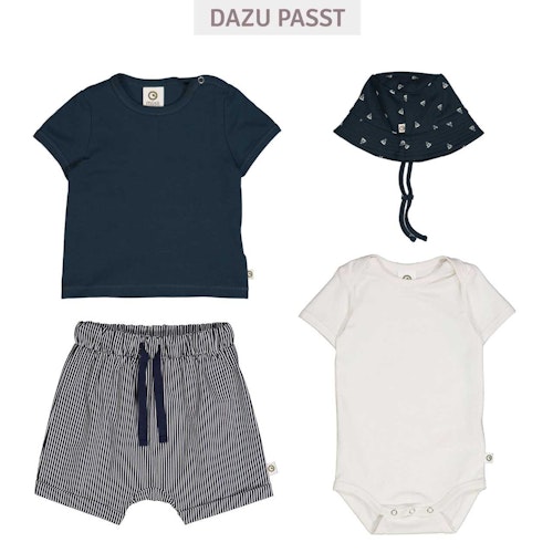 Schlichtes elastisches T-Shirt