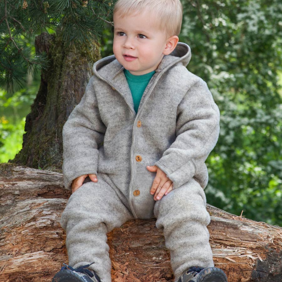 Merino Kapuzenoverall mit Arm- und Beinumschlägen