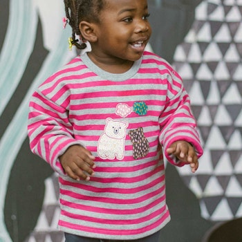 Baby  Sweater  mit  Eisbär-Aufnäher  pink