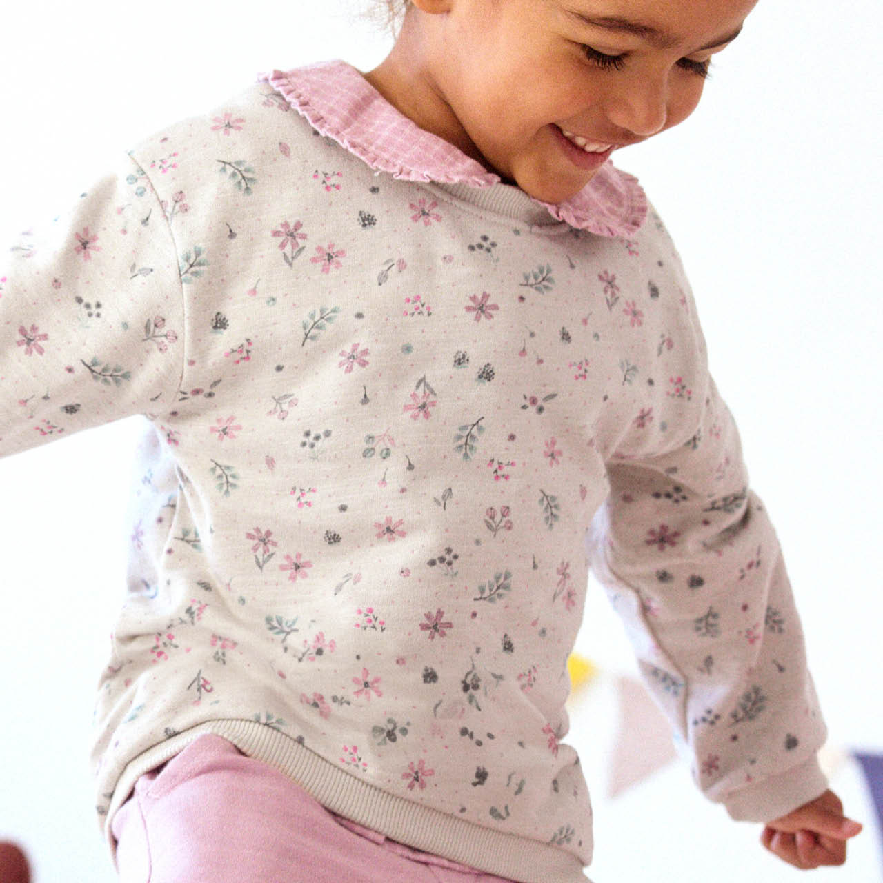 Weiches Baby Sweatshirt große Blumen