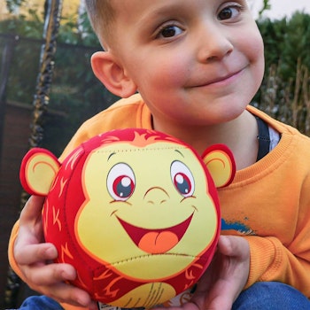 Lustiger Neopren Ball für Land und Wasser 16 cm
