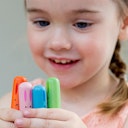 Vorschaubild Witziges Hüpf- und Fingerspiel – „Hüpfende Hasen“