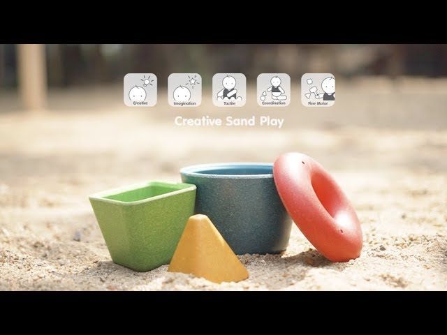 Kreatives Sand und Wasser Spielzeug aus Holz 4 Förmchen ab 2 Jahre